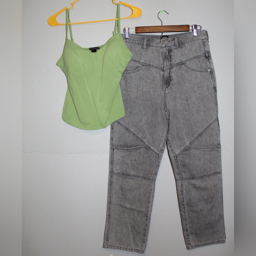 BDG Cargos & New York & Company Tank